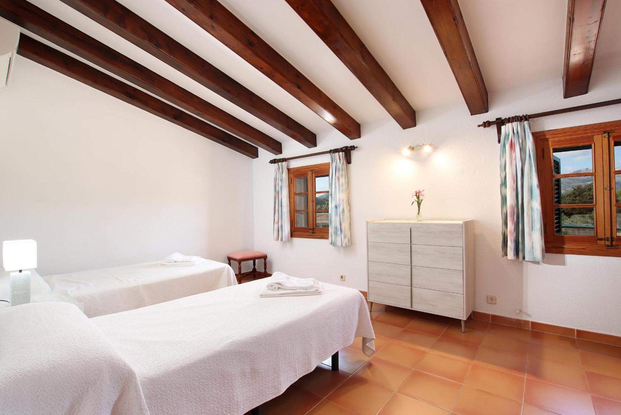 Charming With A Fabulous Garden In By Renthousing Ferienhaus