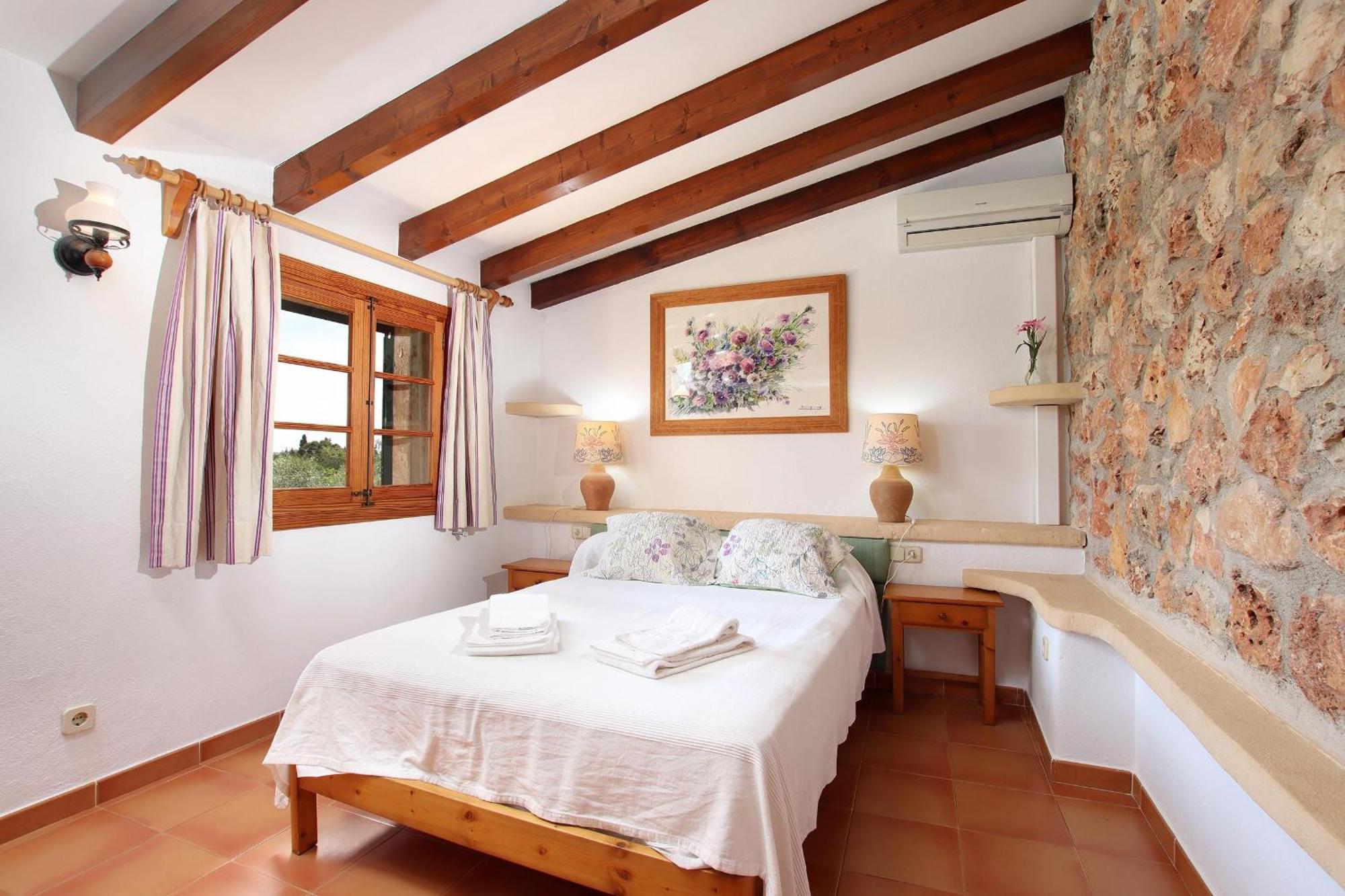 Charming With A Fabulous Garden In By Renthousing